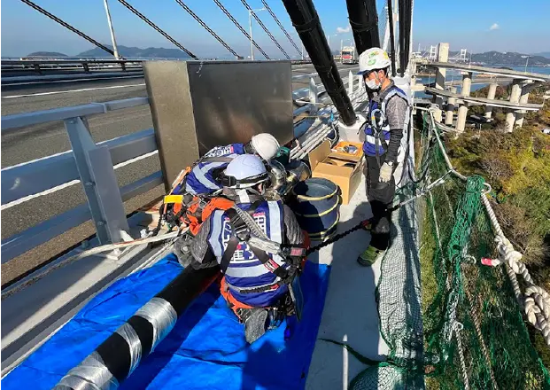 ポリエチレン配管作業の様子